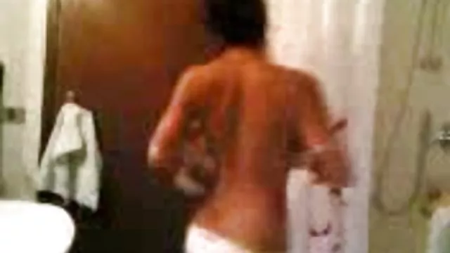 Najlepsze porno bez rejestracji Kopaczka młodzież wydajność stare wlochate cipy seksu stary tło