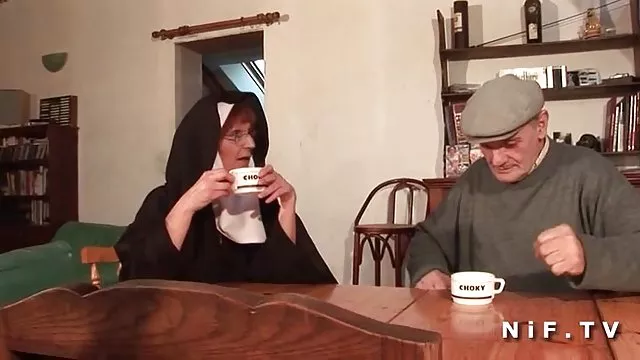 Najlepsze porno bez rejestracji Słodki dławik stare cipy seks dla hardcore walenie